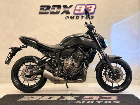 YAMAHA MT-07 ABS YAMAHA MT-07 ABS